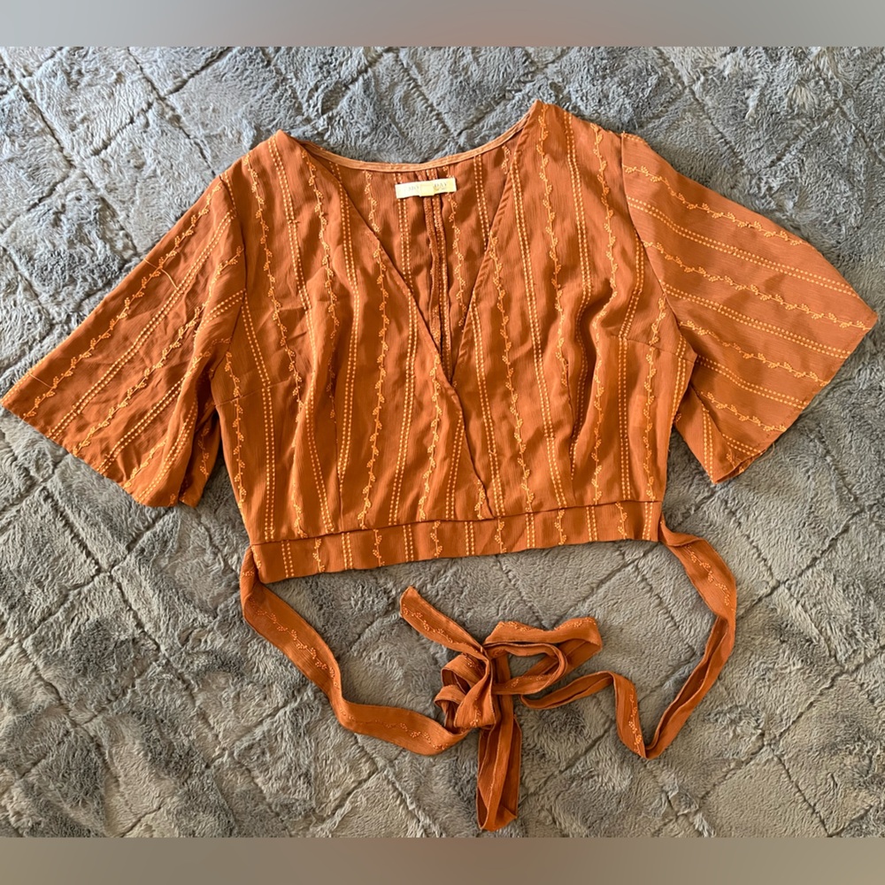 Morrisday the label brown crop top ; size M